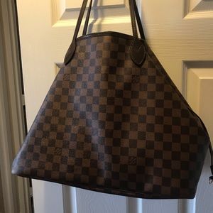 Louis Vuitton Shoulder Bag